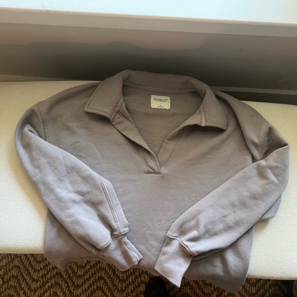 Abercrombie pullover - Picture 3 of 3